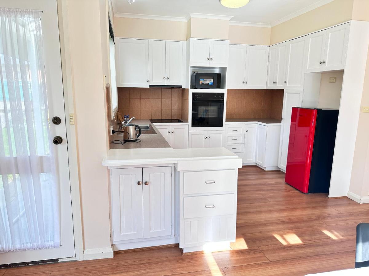 Holiday home House 3 Mins Walk Bellerive, Hobart *
