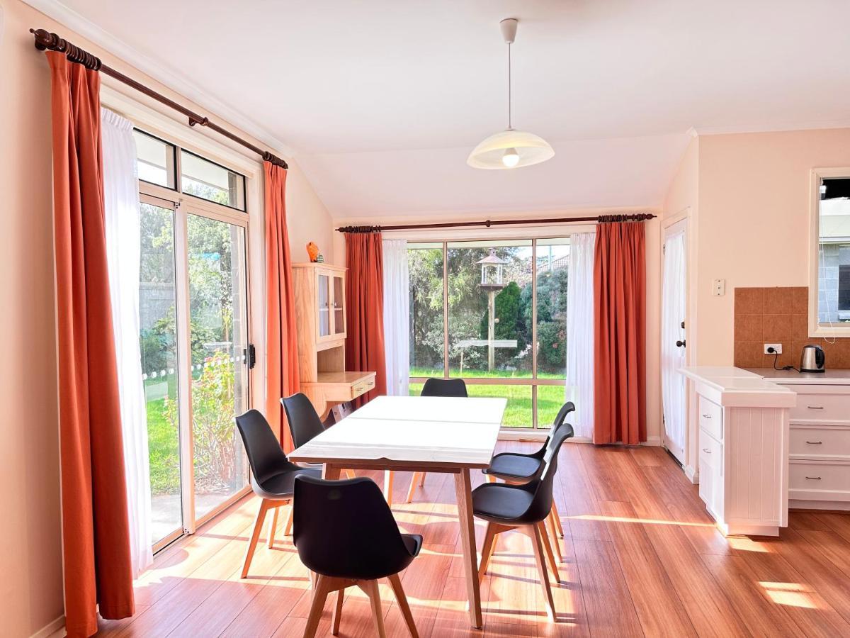 Holiday home House 3 Mins Walk Bellerive, Hobart Bellerive