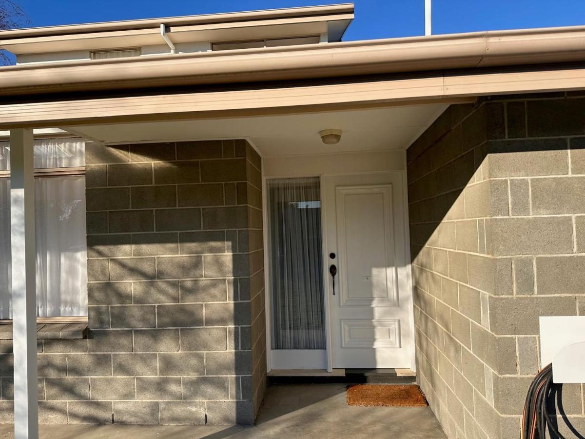 Holiday home House 3 Mins Walk Bellerive, Hobart